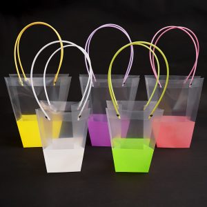 Trapezoidal hand-held flower gift bag